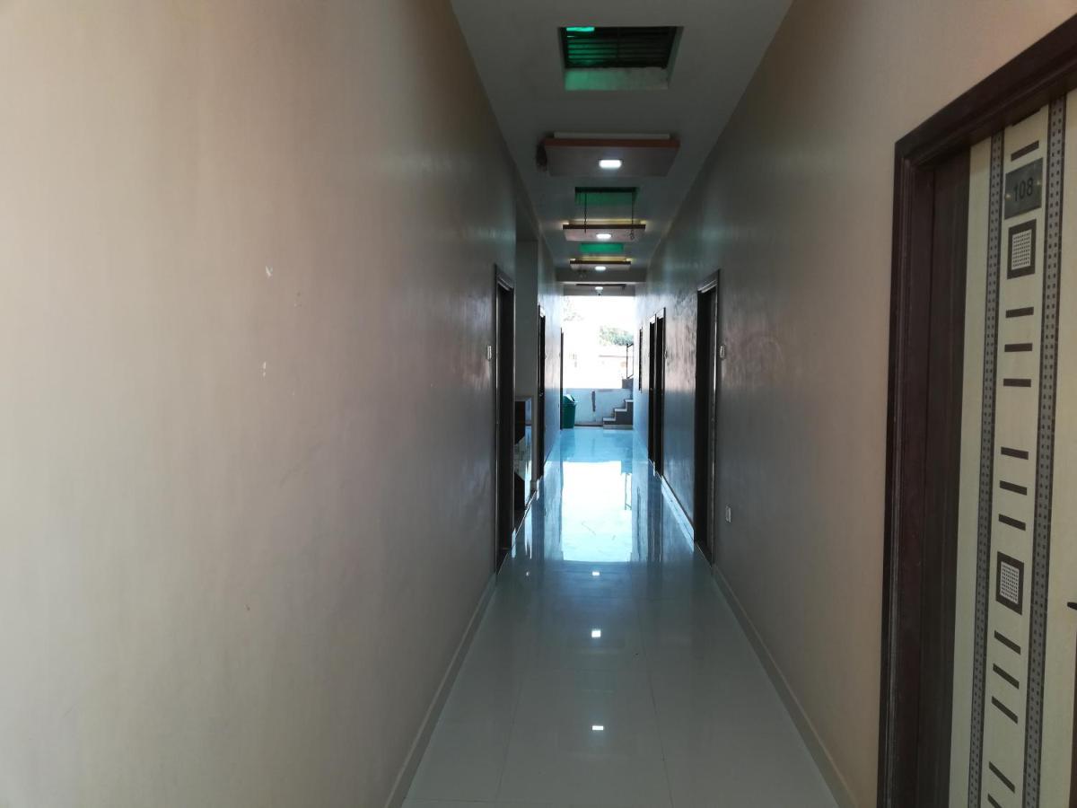 Hotel Shiv Regency Kukma エクステリア 写真